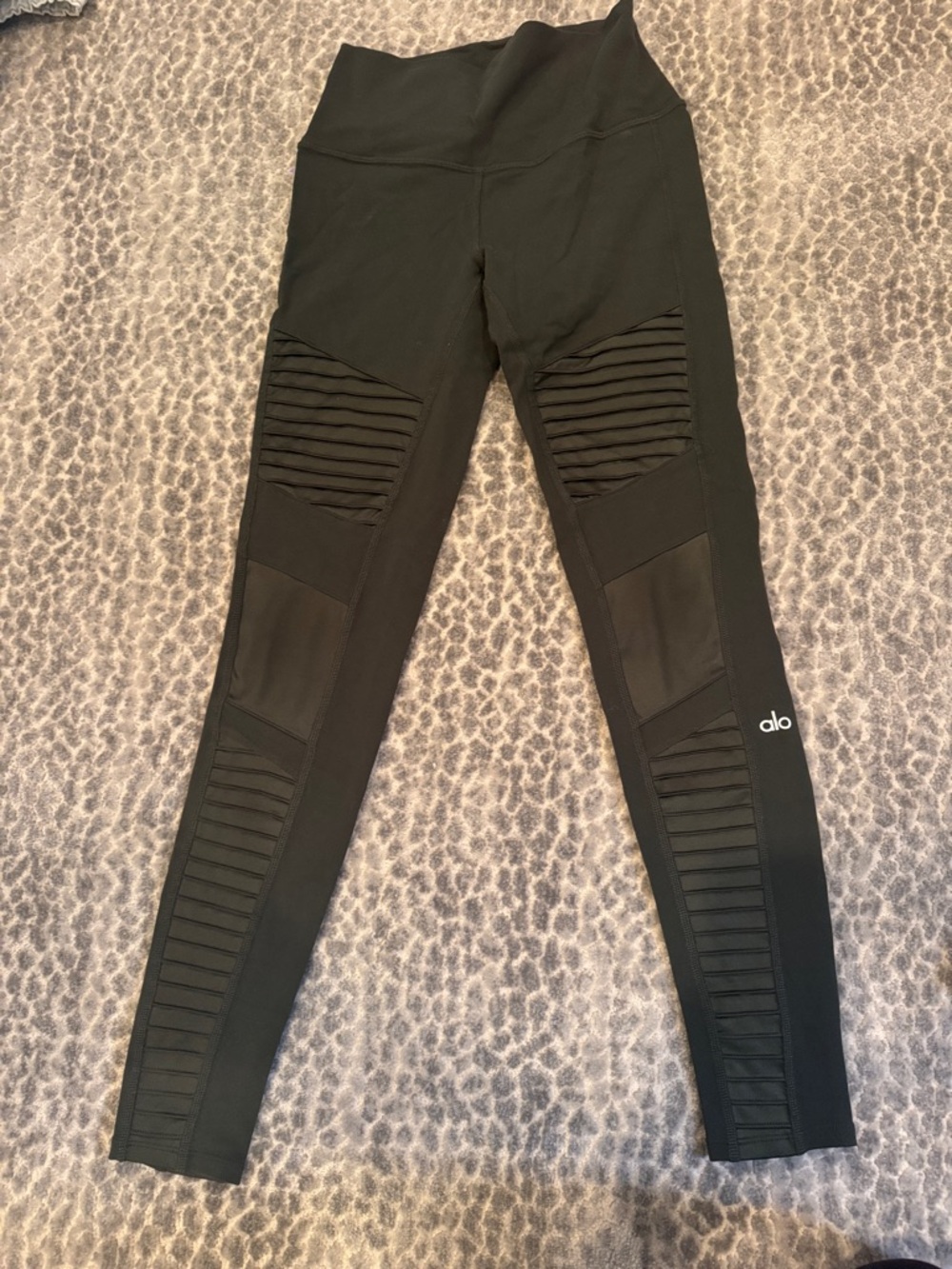 ALO Yoga Green Performance Leggings